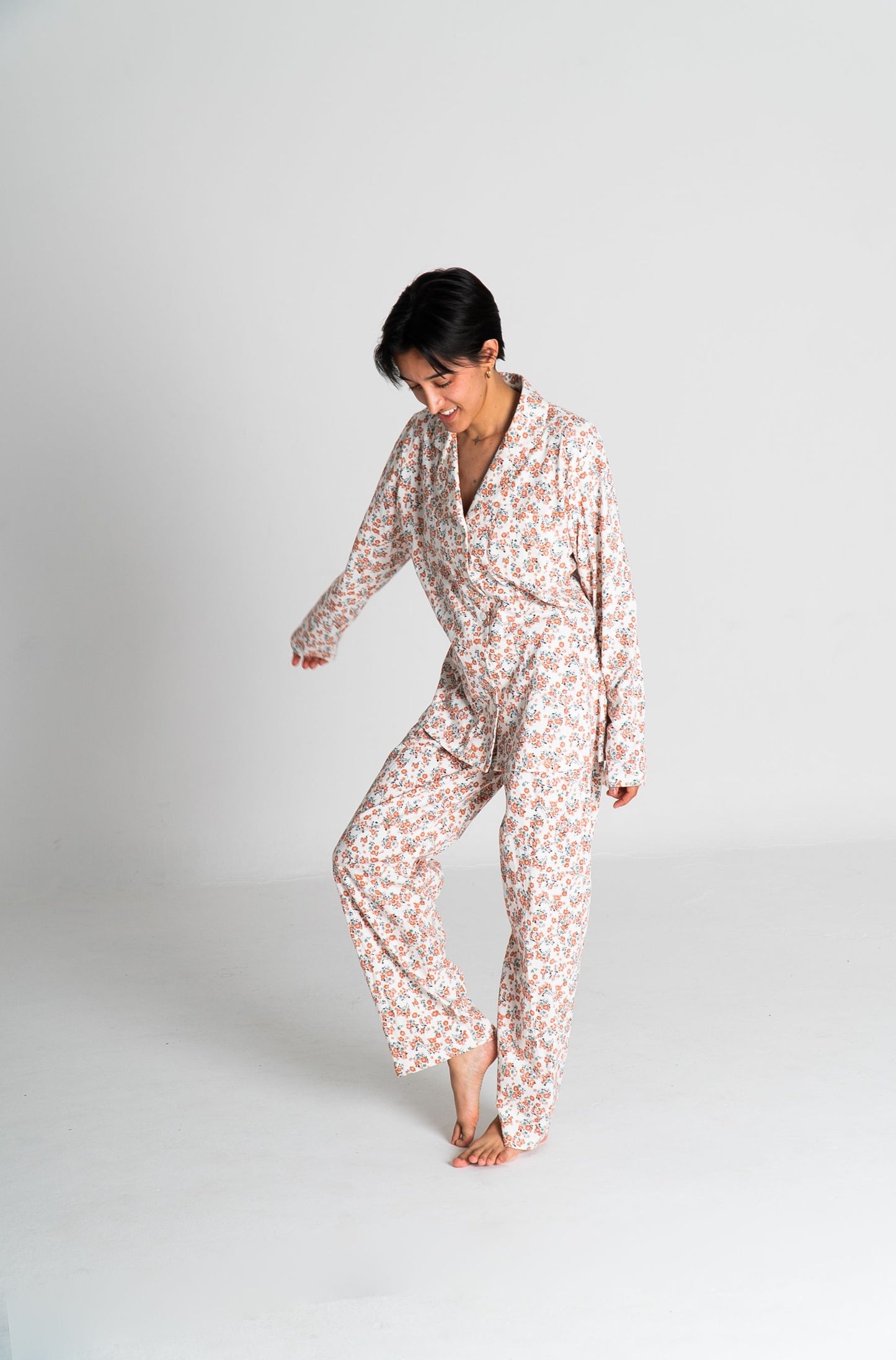 Pijama dama manga larga estampado flores